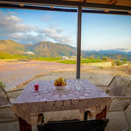 Dreamy Farm Апартаменты *