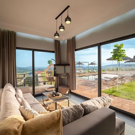Dreamy Farm Apartment